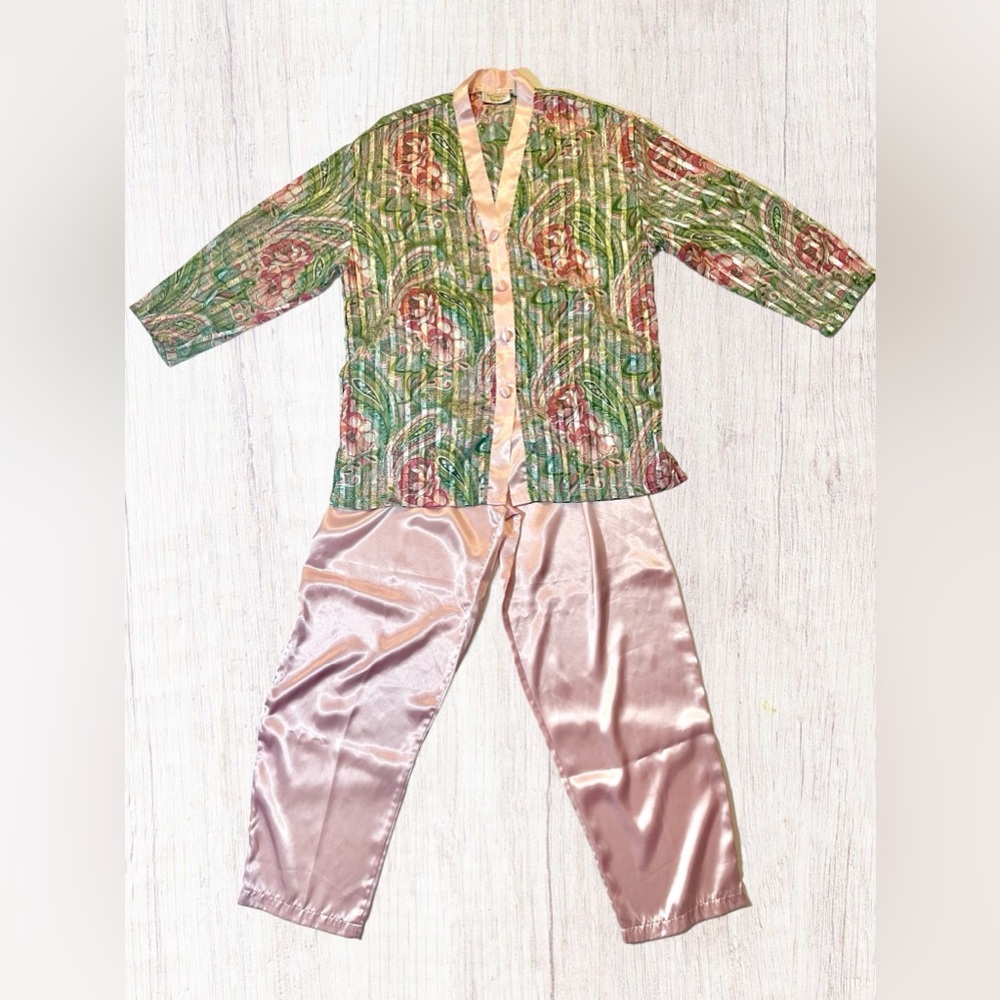 Vintage Victoria’s Secret Sleepwear Set